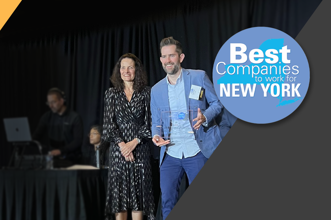 Alt text: ITX Vice President of Marketing Kyle Psaty accepts the plaque on behalf of ITX at the Best Companies to Work for in New York awards ceremony on April 19, 2023 in Albany, NY.